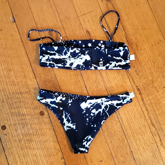 Reversible bikini - Picture 3 of 3